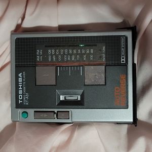 Toshiba Stereo Cassette Player KT-AS1